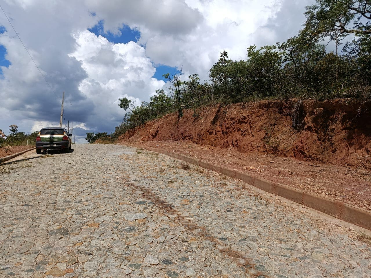 Lote 12 · Quadra 25 · Estrela do Sul