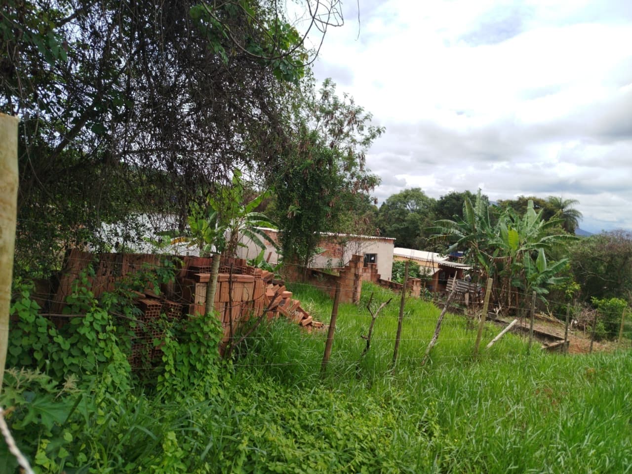 Lote 23 · Quadra 49 · Paraiso